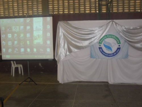 EEM Elza Gomes Martins realiza Geração da Paz 2015