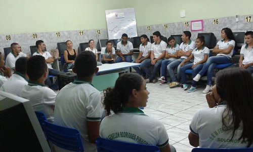 Formação para a Cidadania na EEM Fenelon Rodrigues Pinheiro
