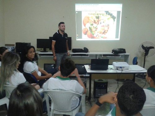 EEM Fenelon Rodrigues Pinheiro realizou Semana da  Saúde na Escola