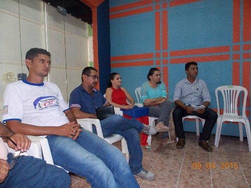Representantes da  EEM Joaquim Josué da Costa participaram  da Reunião do Plano Municipal de Educação 2015