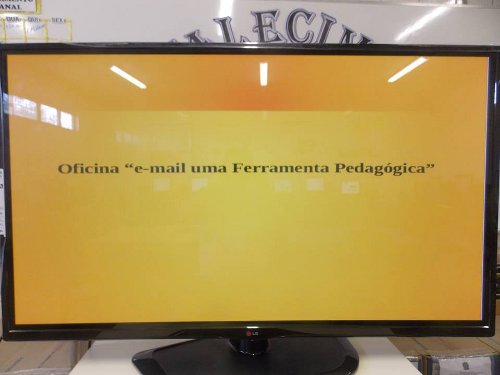EEM Elza Gomes Martins realizou Oficina: “e-mail uma Ferramenta Pedagógica”