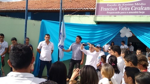 EEM FRANCISCO VIEIRA CAVALCANTE CELEBRA SEUS SESSENTA E UM ANOS DE HISTÓRIA