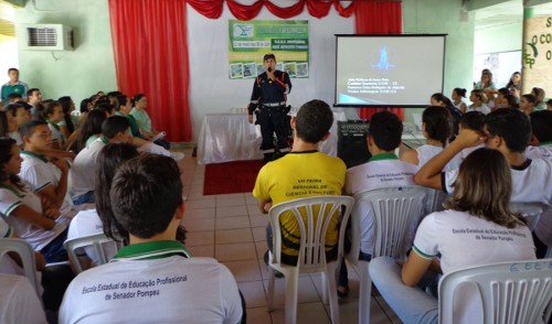 HEMOCE/SAMU-Ceará e EEEP Professor José Augusto Torres: parceria valiosa