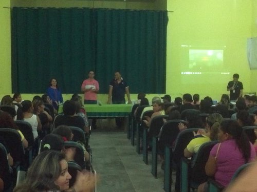 EEEP PROF. PLÁCIDO ADERALDO CASTELO REALIZA REUNIÃO BIMESTRAL DE PAIS