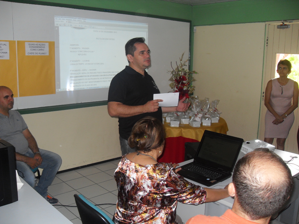 CREDE 14 realiza reunião com Gestores Escolares.