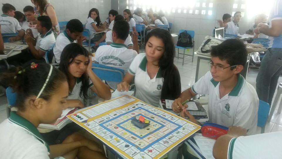 Escola Fenelon lança Metodologia Estudar Vale a Pena