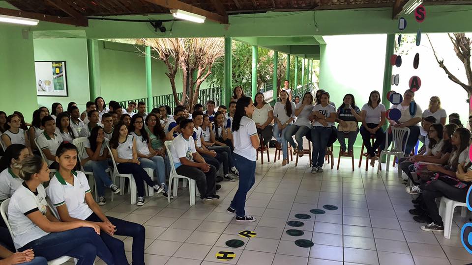 EEEP Professor José Augusto Torres realiza Geração da Paz com Sarau Poético: Mulher, Poesia e Paz