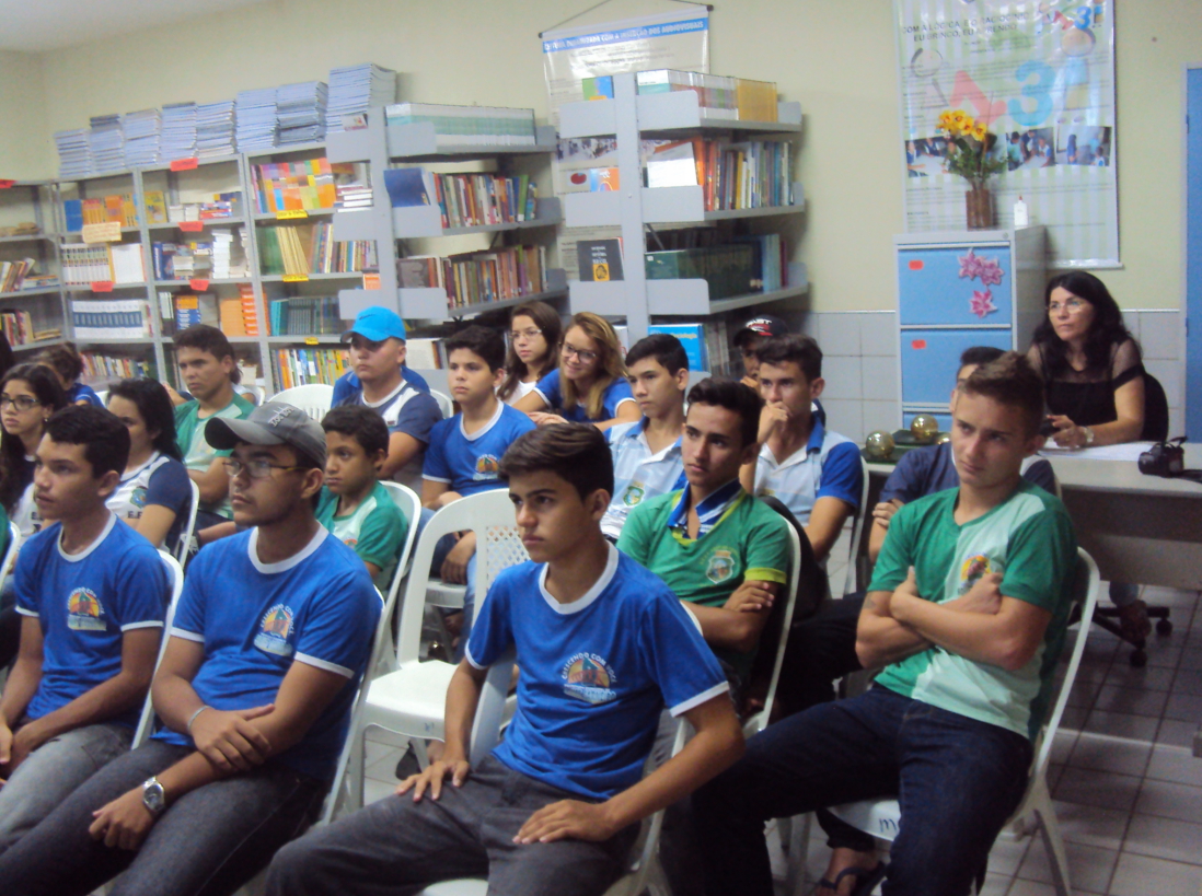EEM Marechal Humberto de A. C. Branco realiza “Projeto Cinescola Castelo Branco – 2016”