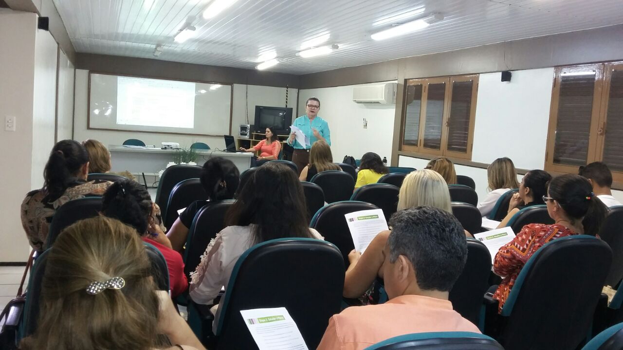 CREDE 14/CECOM realiza encontro de Monitoramento do PME
