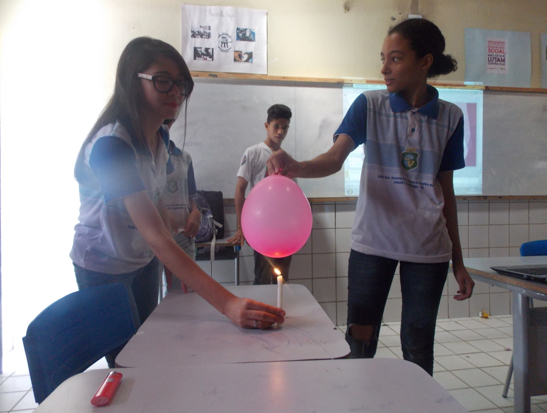 EEM Marechal Humberto de Alencar C. Branco realiza aulas produtivas no Laboratório de Ciências.