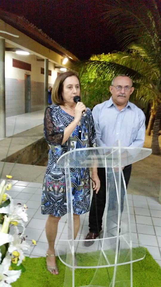 EEM Marechal Humberto de Alencar C. Branco realiza cerimônia de colação de grau da EJA.