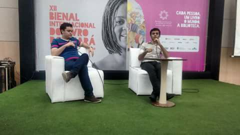 Ex-aluno da CREDE 14 palestra em Bienal do Livro