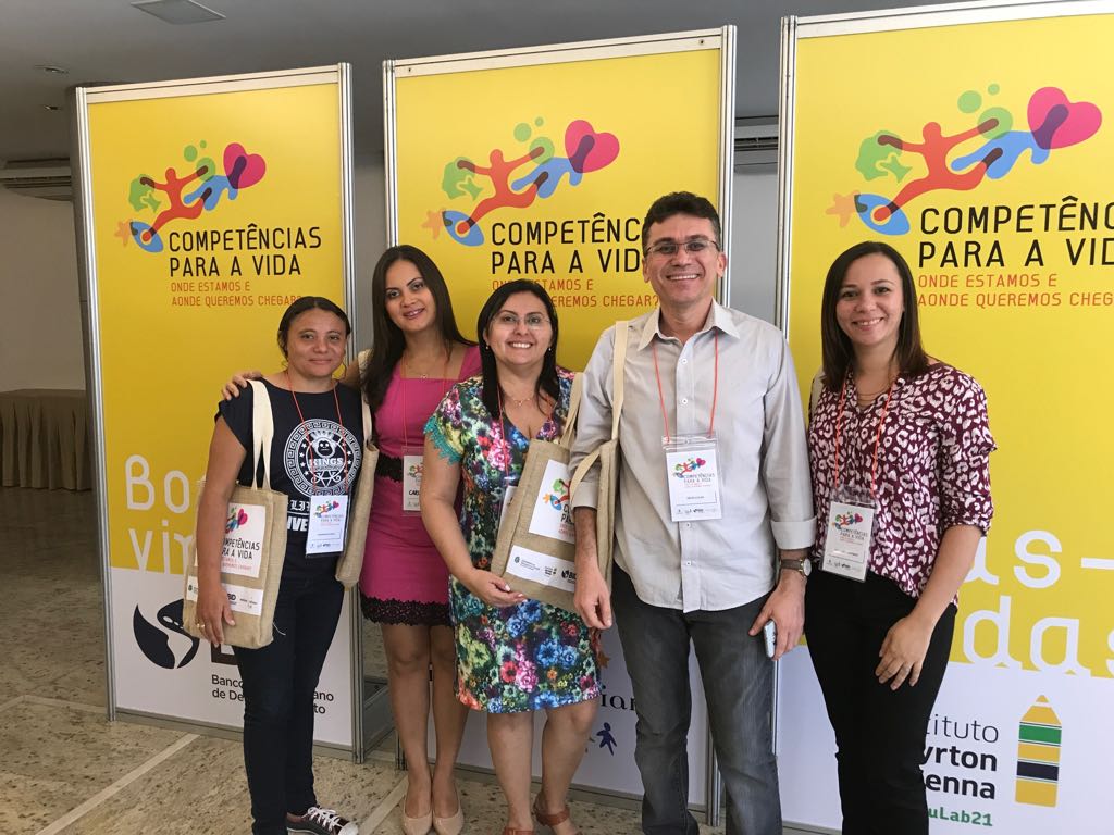 Representantes da CREDE 14 participam do Seminário Internacional Competências para a Vida