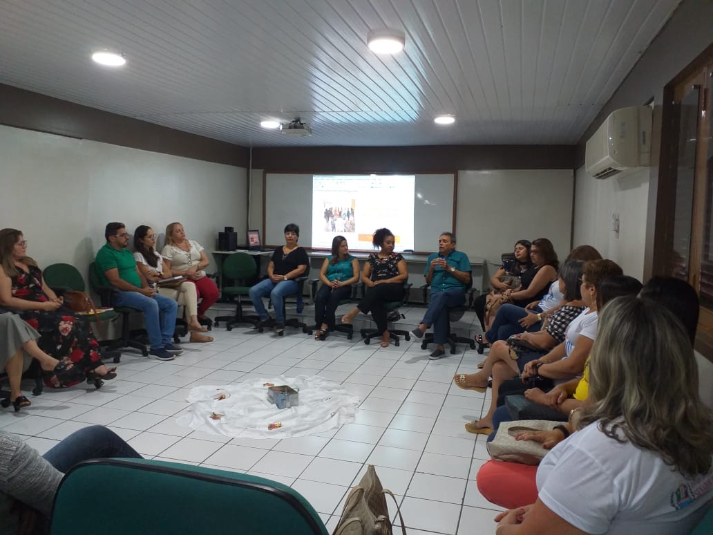 CREDE 14/SEDUC promove oficina de comunicação não violenta.