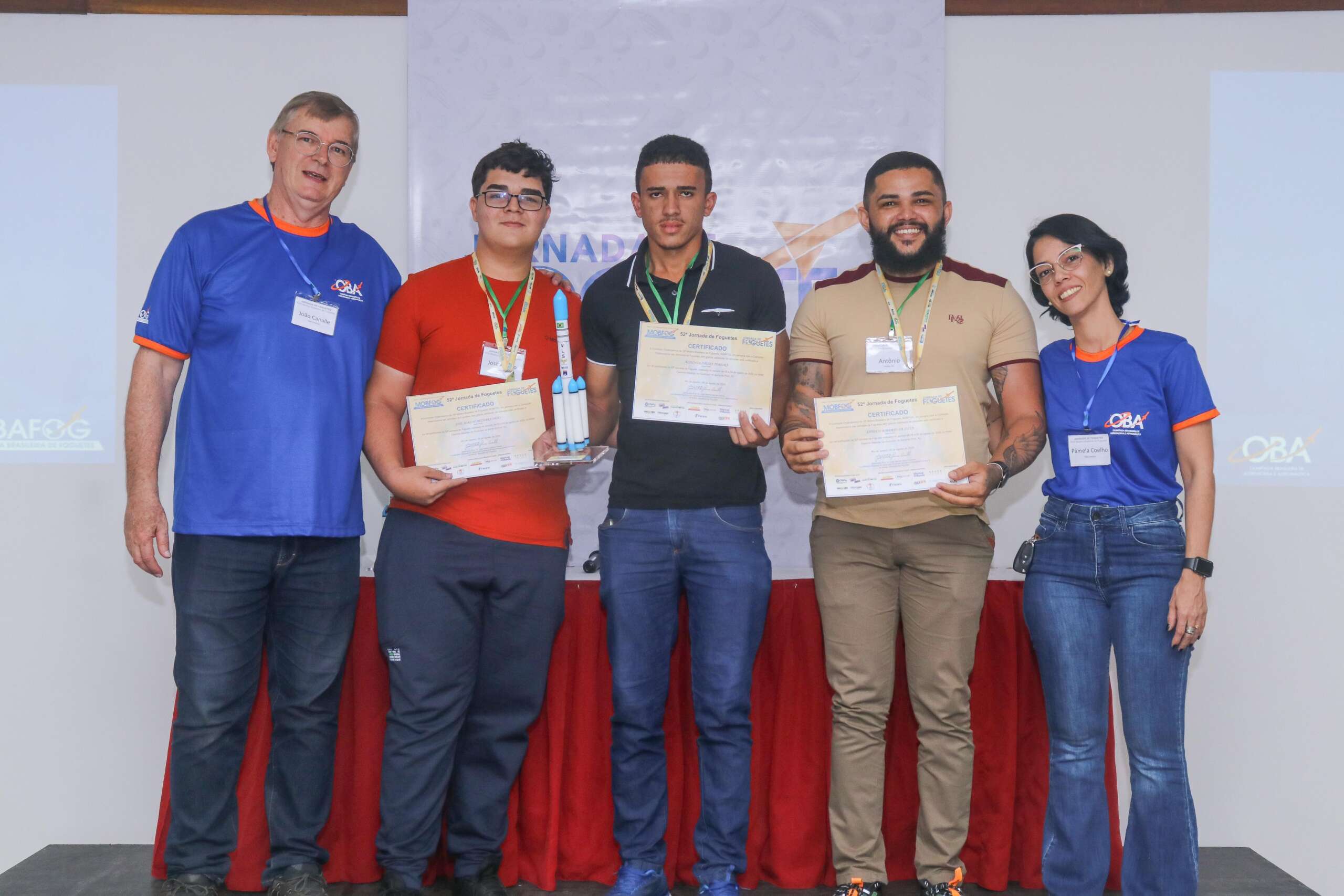 Estudantes e professor da EEEP Professor José Augusto Torres são campeões na Olimpíada Brasileira de Foguetes