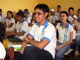 Aluno de escola da 15ª CREDE participa do curso de imersão na cultura norte-americana.
