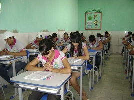 15ª CREDE realiza pré-testagem de itens para o AVALIA 15