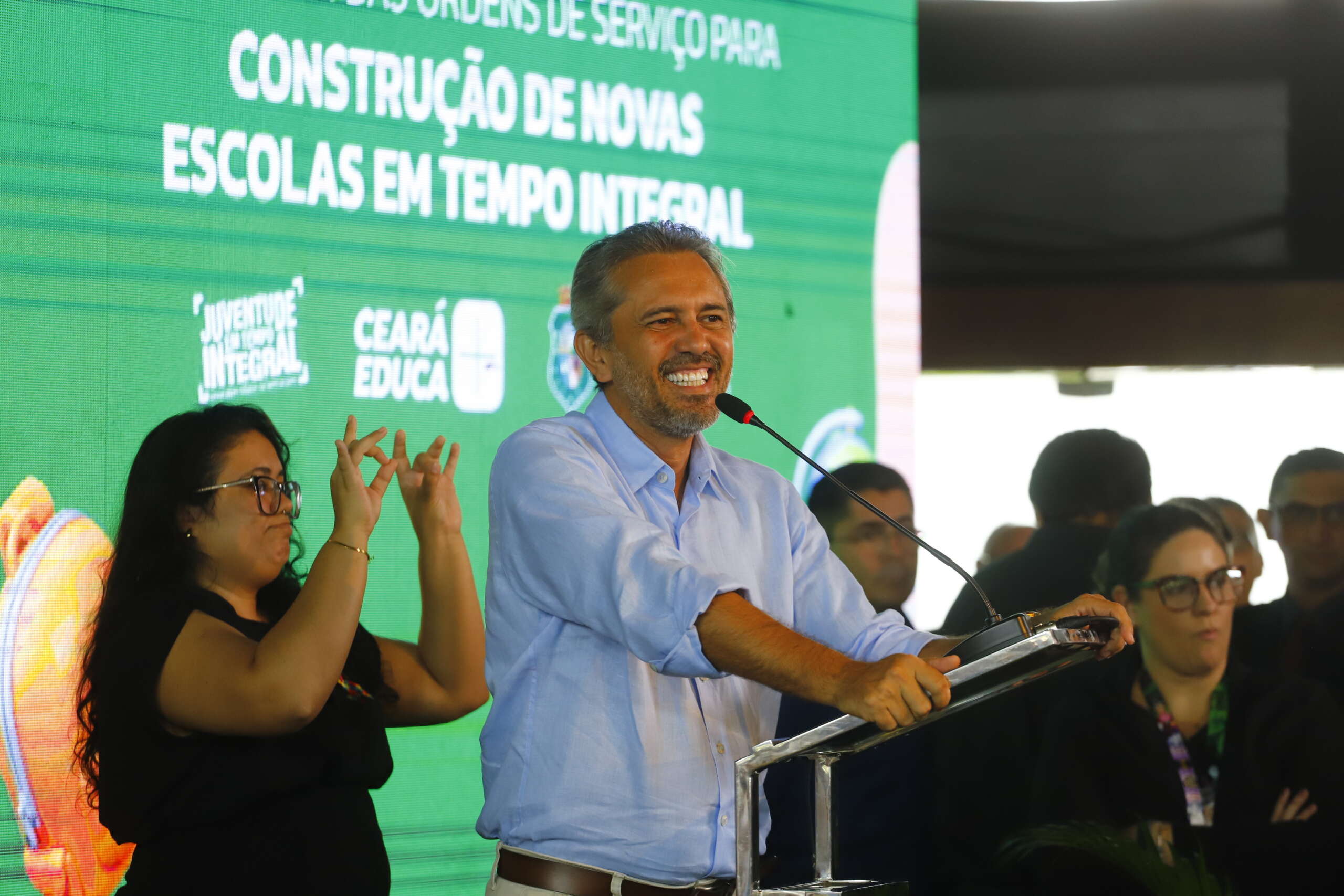 Governo do Ceará autoriza construção de 39 escolas em tempo integral