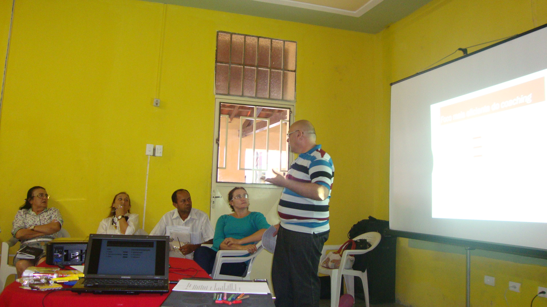 .::. 16ª CREDE .::. I FORMAÇÃO ITINERANTE DE DIRETORES DA 16ª CREDE TEMA: DISCUTINDO AS POTENCIALIDADES DO COACH
