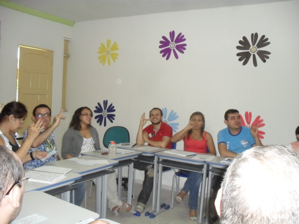 EEM Antonio Albuquerque – O Projeto  de extensão e tecnologias – Professor Aprendiz.
