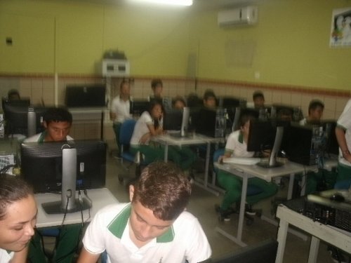 EEEP Alfredo Nunes de Melo inscreve 100% dos alunos no curso Direitos Humanos e Geração da Paz