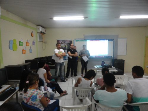 Aulão Preparatório – ENEM 2013 é ministrado por professores da Área das Ciências da Natureza da EEM Antônio Albuquerque de Sousa Filho