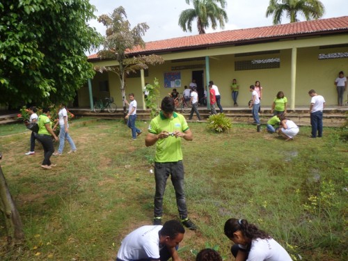 Escola Filgueiras Lima com o Projeto de arborização na escola