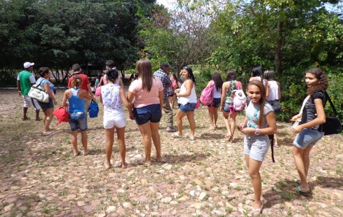 Alunos da Escola Filgueiras Lima em viagem cultural