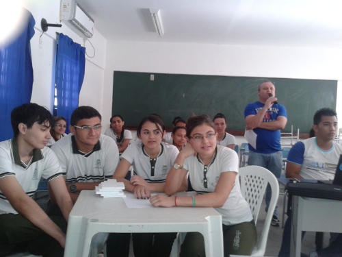 Liceu de Acopiara realiza GINCANA do ENEM 2013