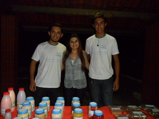 Exposição Agroindustrial na Escola Josefa Alves dos alunos do PRONATEC