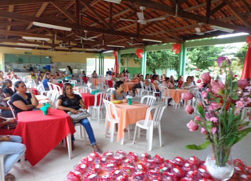 Festa das mães EEM Antonio Albuquerque