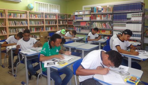 EEM Filgueiras Lima Realiza Seletiva para Criação da Logomarca da VII Feira de Ciências da CREDE 16