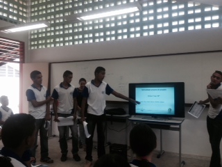 Apresentações projetos núcleos praticas sociais EEM Francisco Assis Vieira