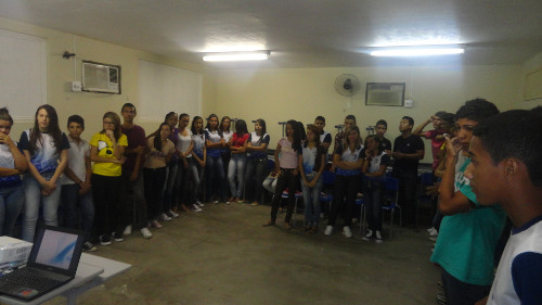 EEM Antônio Albuquerque – Protagonistas atuando na recepção de alunos novatos