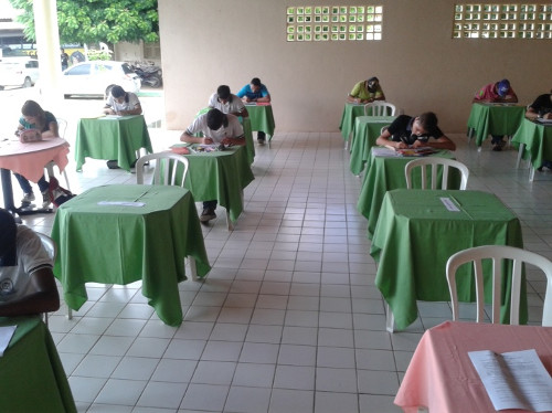 Concurso para a escolha da logomarca da VIII Feira de Ciências