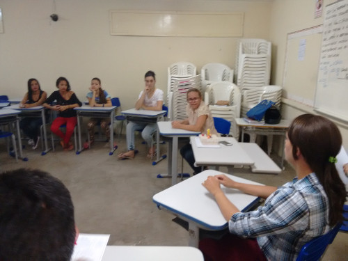 EEM Antônio Albuquerque  promove roda de conversa sobre prevenção de gravidez e métodos contraceptivos
