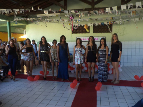 EEM Gov. Adauto Bezerra – Concurso Rei e Rainha Estudantil 2015