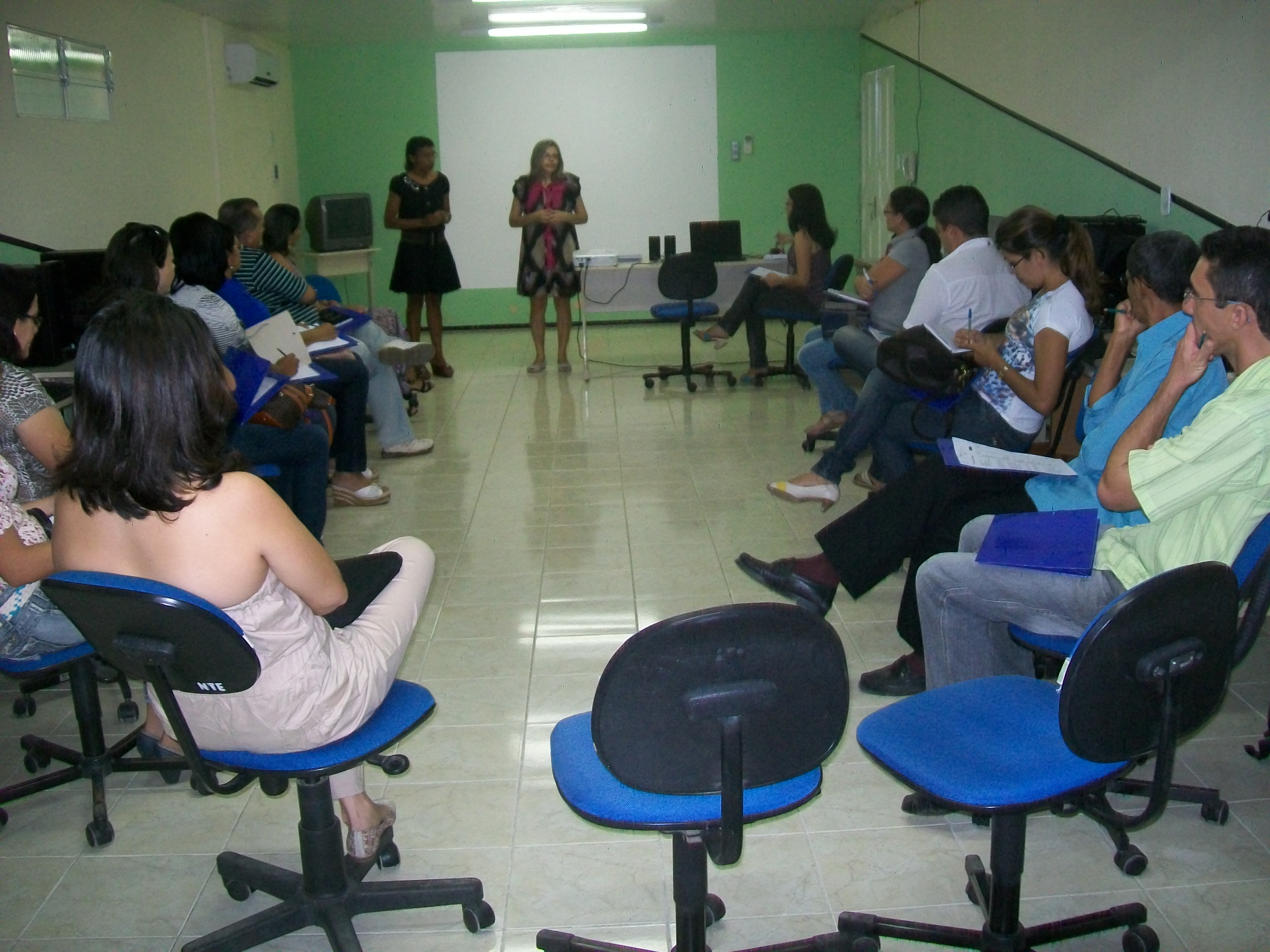 17ª CREDE REALIZA 2º MOMENTO DO CICLO DE PALESTRAS – PROFESSORES DE REDAÇÃO