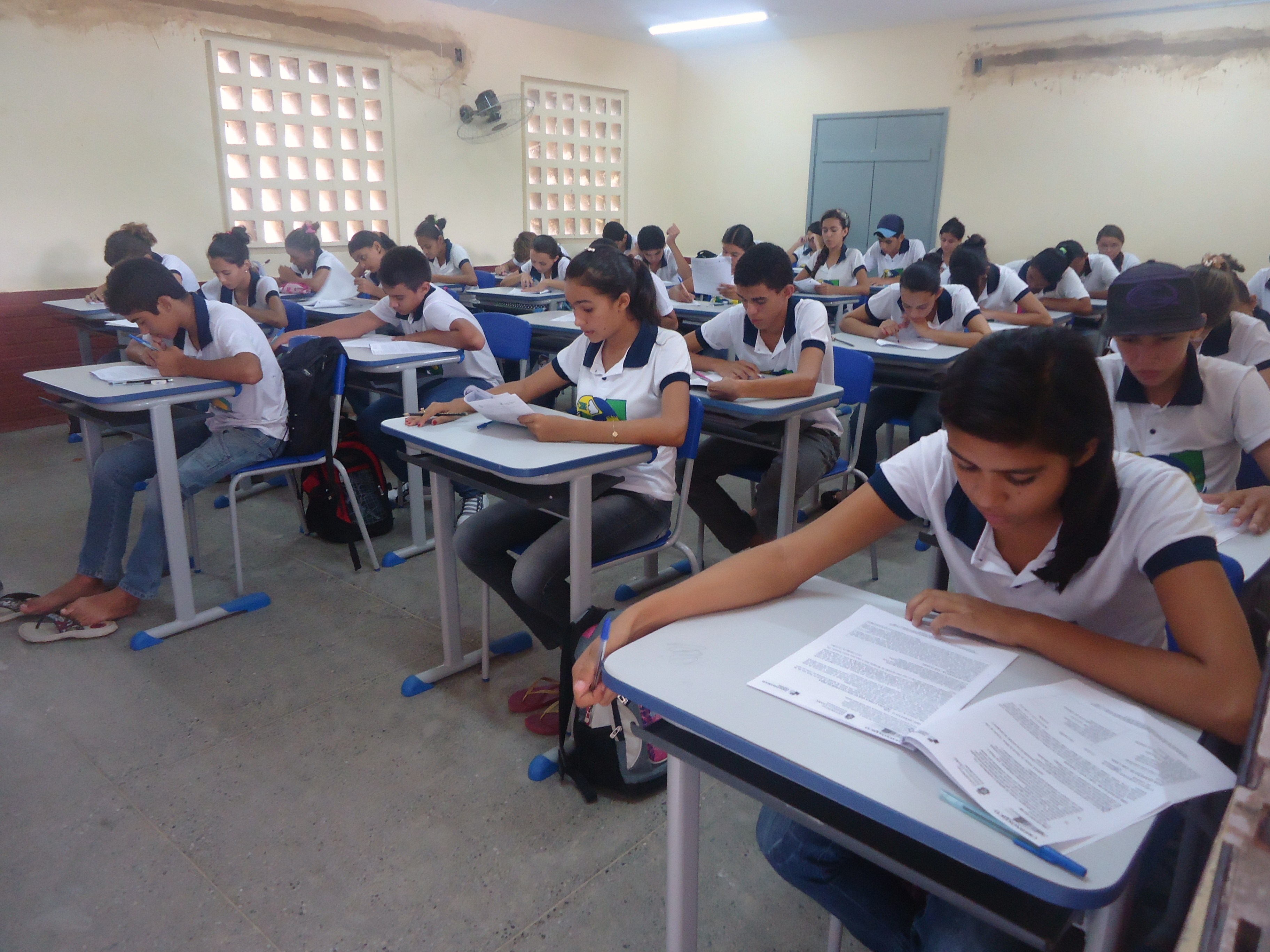 Durante o dia de hoje (16/04/13), os alunos do 1º ano das escolas da 17ª CREDE, estão participando do “crednóstico”, uma avaliação padronizada das disciplinas de língua portuguesa e matemática