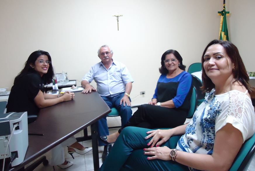 Crede 17 reune-se com Prefeitura Municipal de Lavras da Mangabeira e SME.