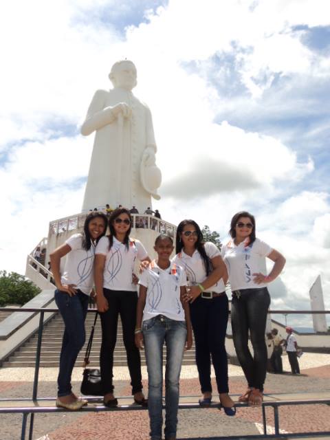 EEFM ALDA FÉRRER AUGUSTO DUTRA REALIZA AULA   DE CAMPO   MEMORIAL, MUSEU, HORTO DO PADRE CÍCERO E IGREJA DE NOSSA SENHORA DAS DORES.