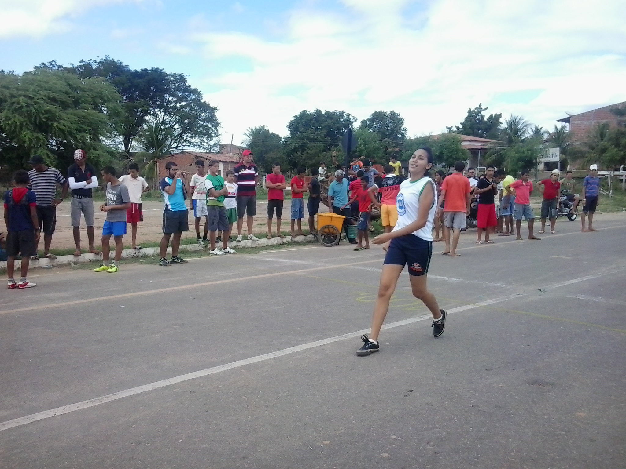 ALUNOS DA EEFM FILGUEIRAS LIMA PARTICIPAM DE EVENTO REALIZADO PELA SECRETÁRIA DE ESPORTES DE LAVRAS DA MANGABEIRA