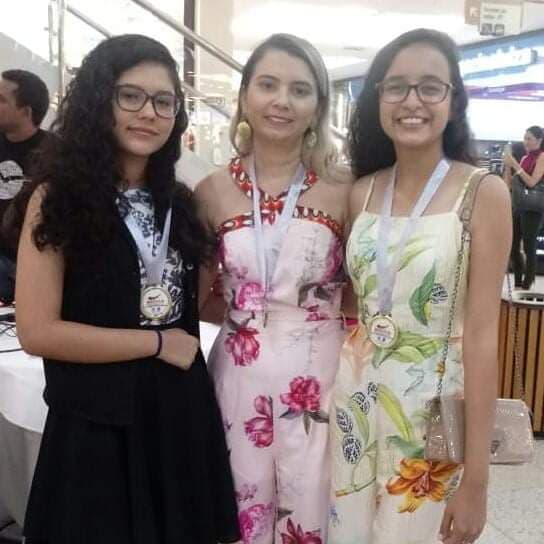 Alunas da EEM de Campos Sales Conquistam Medalha de Prata na MOCICA com Projeto Craque na Bola, Craque na Escola – Categoria Exatas