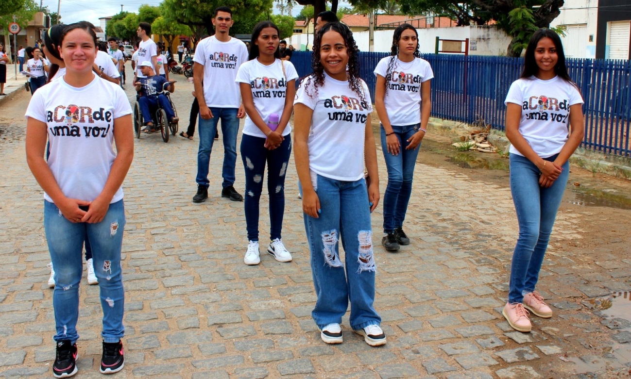 Caminhada antirracista, palestra com Prof. Mota e apresentações culturais marcam novembro negro da PLF