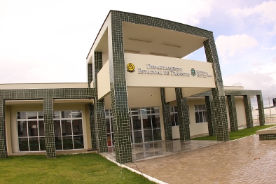 Governador Cid Gomes Inaugura Posto Regional do Detran-CE em Tiangu�