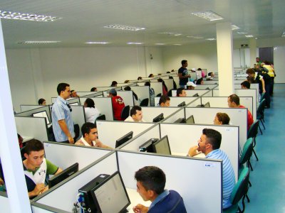 DETRAN-CE implanta prova eletrônica para CNH em Russas e Morada Nova