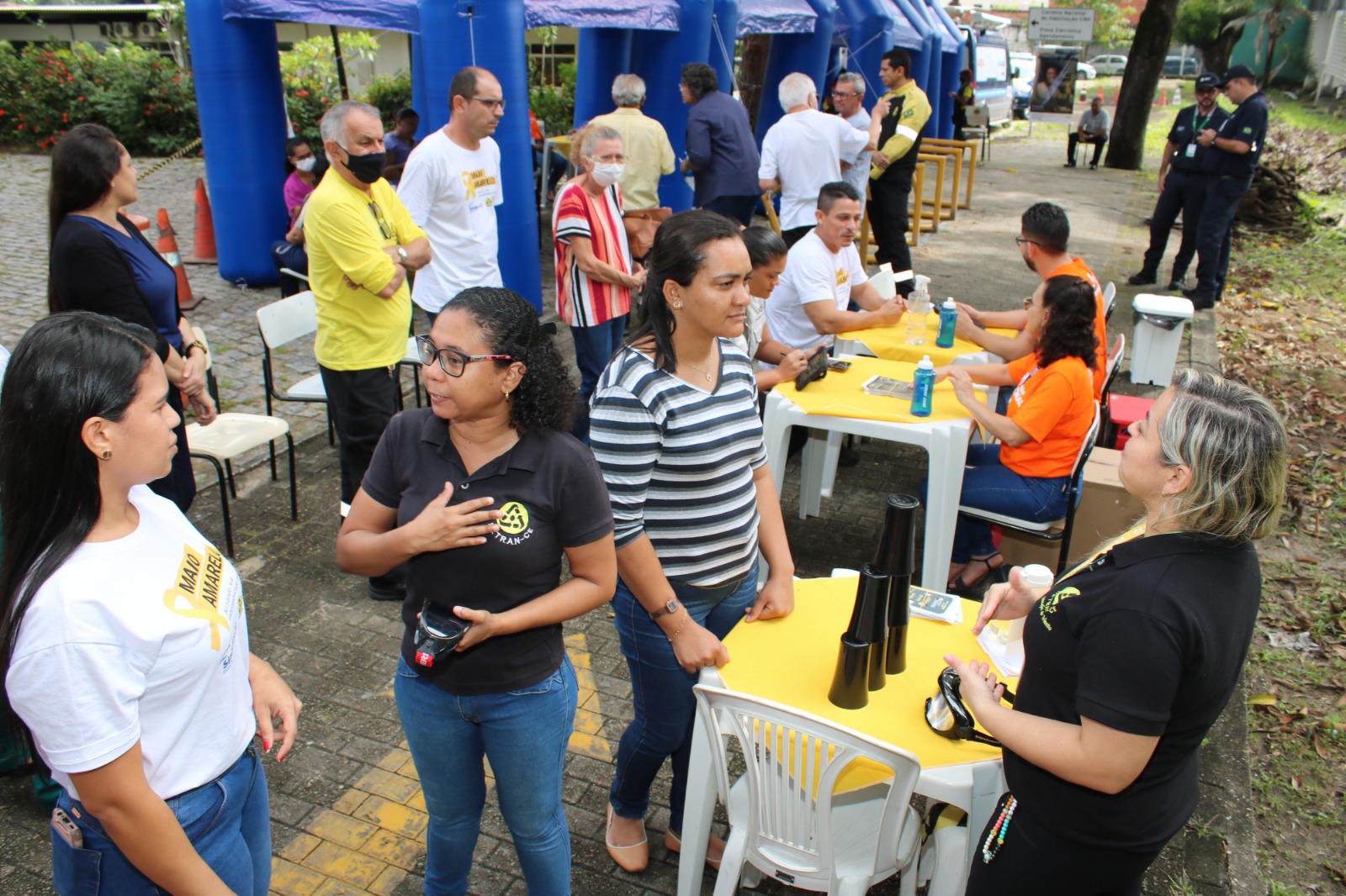 Detran-CE reforça ações do Movimento Maio Amarelo em evento com a parceria do SEST SENAT