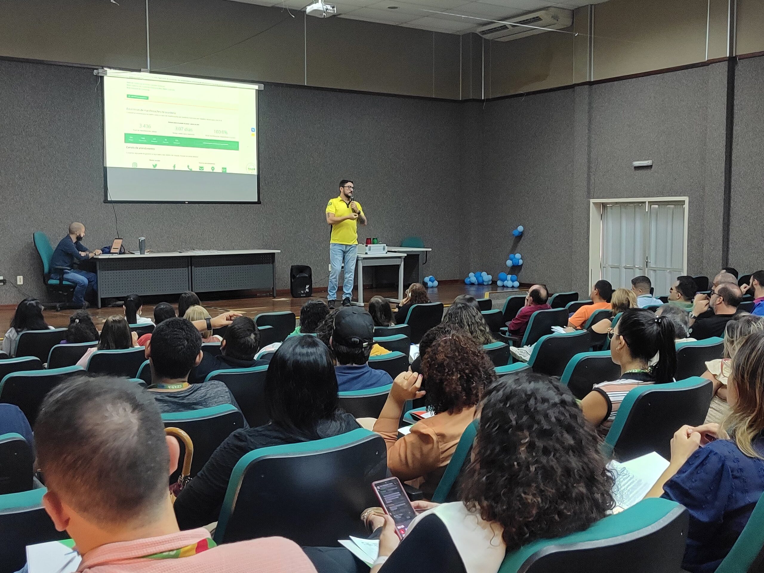 Detran-CE capacita servidores para atuarem em ações educativas