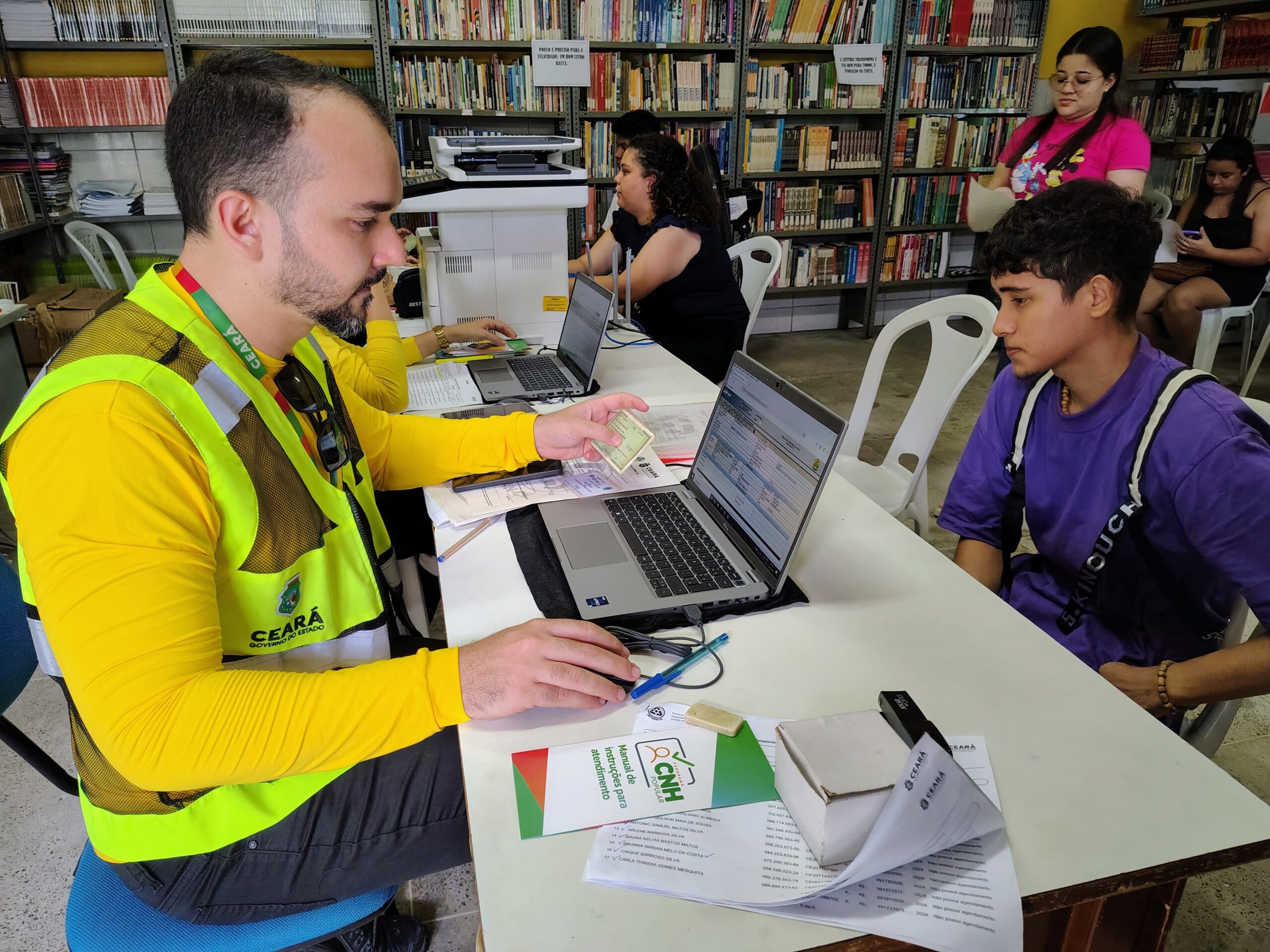 Detran-CE atende candidatos da CNH Popular em cinco municípios nos dias 29 e 30 de março