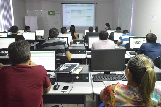 Servidores participam de curso sobre a ferramenta Joomla